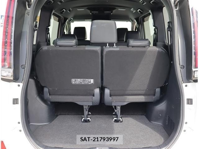 Toyota NOAH 2020-04 7328917-11