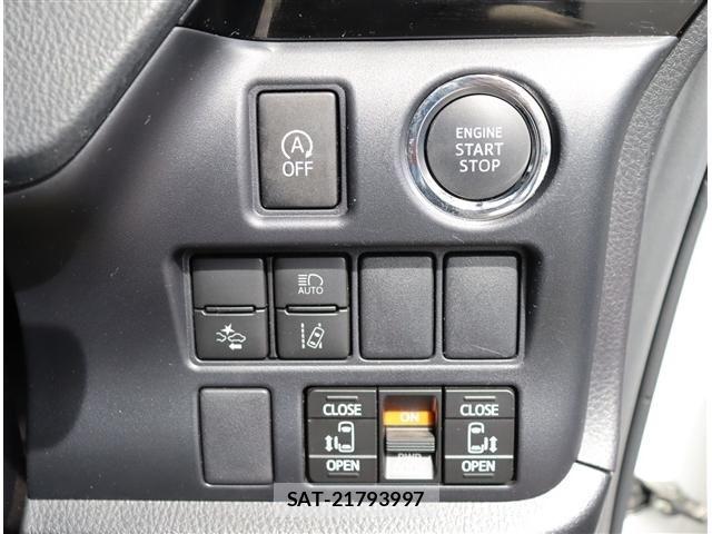 Toyota NOAH 2020-04 7328917-22