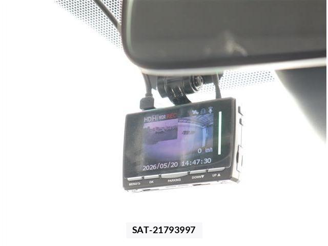 Toyota NOAH 2020-04 7328917-24