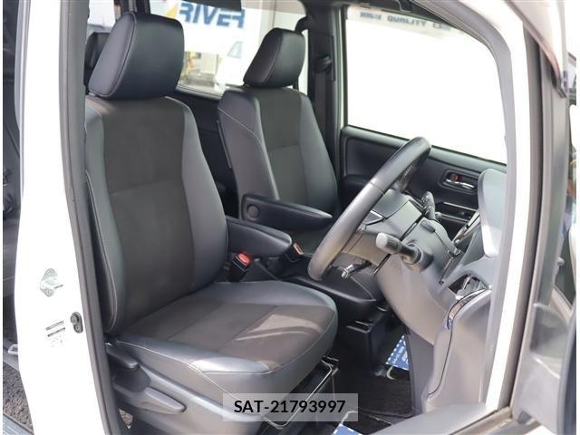 Toyota NOAH 2020-04 7328917-8