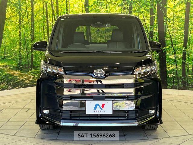 Toyota NOAH 2023-07 7328909-14