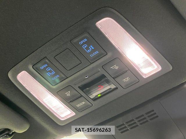 Toyota NOAH 2023-07 7328909-4