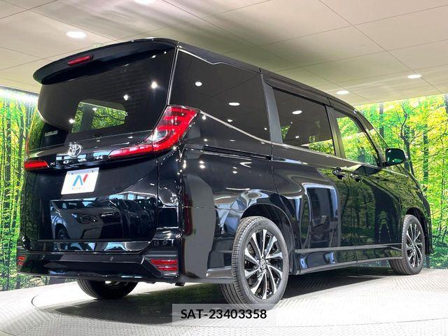 Toyota NOAH 2023-06 7332701-16