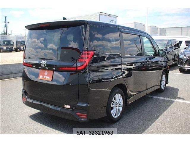 Toyota NOAH 2025-03 7328919-12