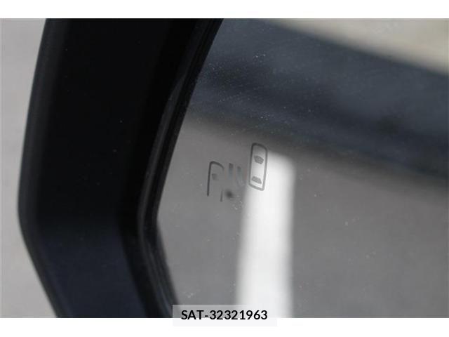 Toyota NOAH 2025-03 7328919-24