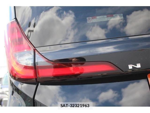 Toyota NOAH 2025-03 7328919-25