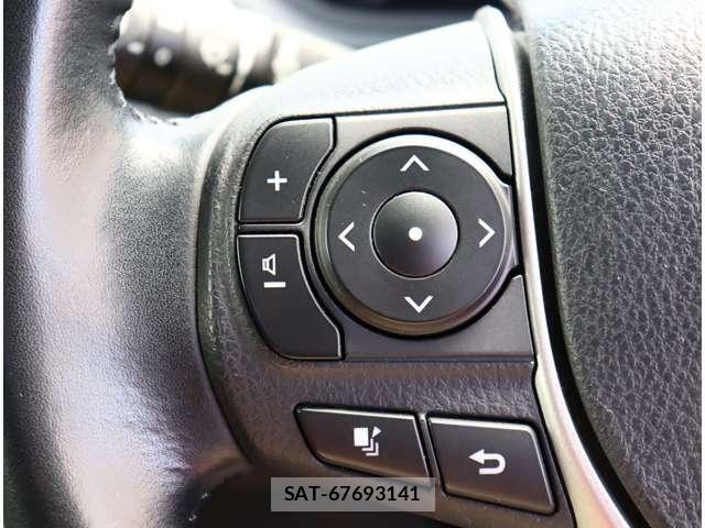 Toyota NOAH 2018-02 7328915-26