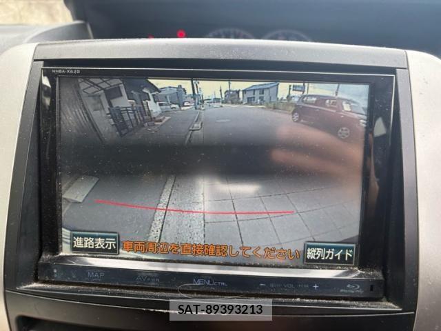 Toyota NOAH 2013-08 7328931-24