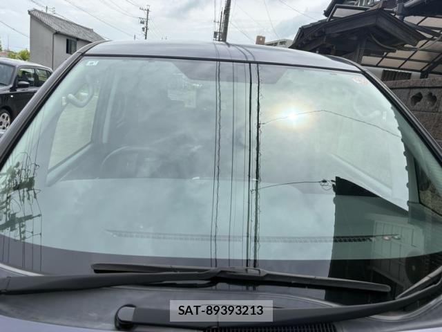 Toyota NOAH 2013-08 7328931-2