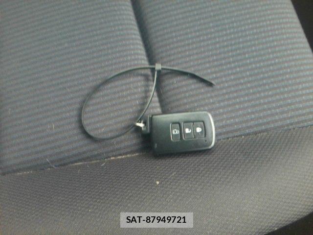 Toyota NOAH 2014-11 7328906-4