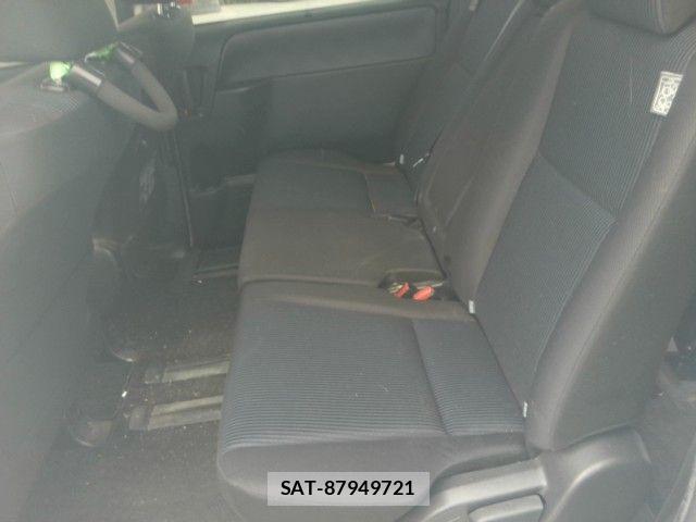 Toyota NOAH 2014-11 7328906-8