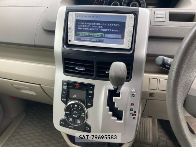 Toyota NOAH 2013-06 7328928-24