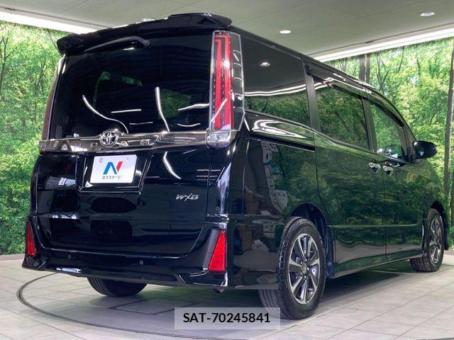 Toyota NOAH 2019-11 7328918-16