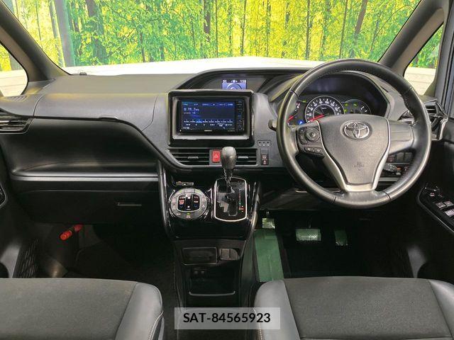 Toyota NOAH 2020-03 7328920-1