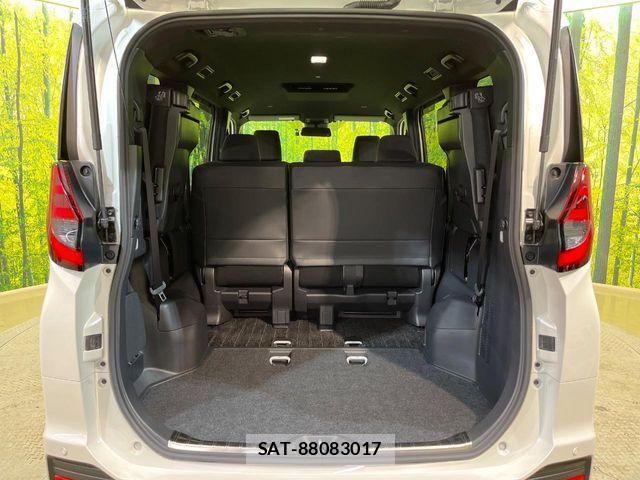 Toyota NOAH 2024-03 7332700-11