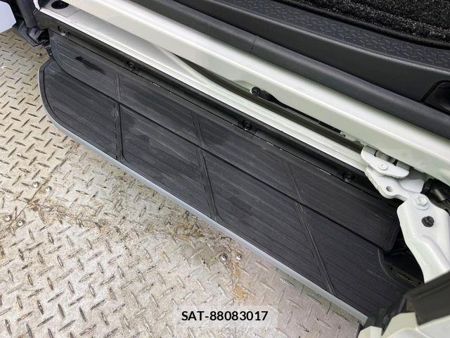 Toyota NOAH 2024-03 7332700-7