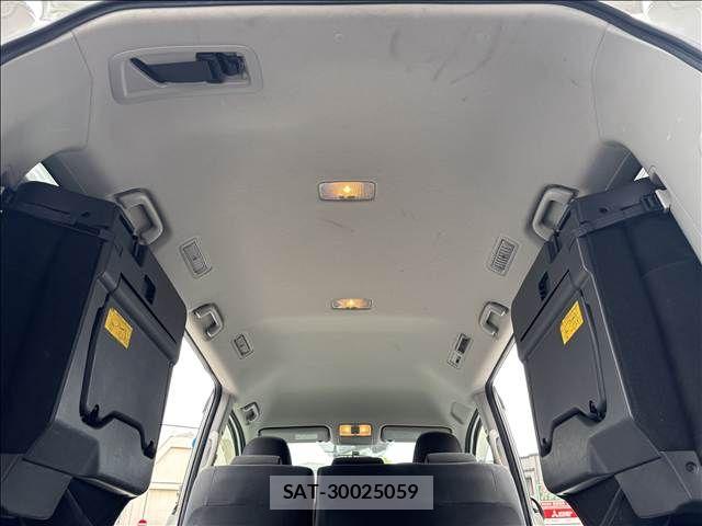Toyota NOAH 2011-01 7328924-28