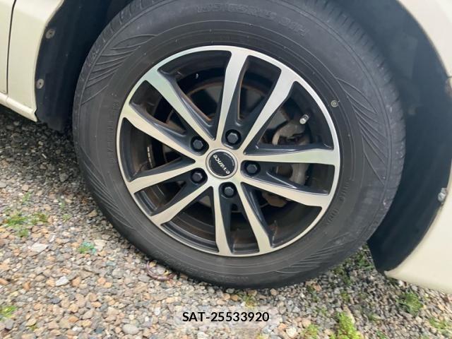 Toyota NOAH 2003-09 7328940-3