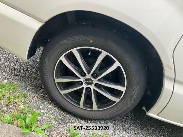 Toyota NOAH 2003-09 7328940-4