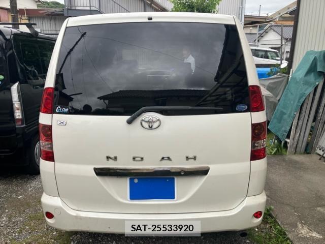 Toyota NOAH 2003-09 7328940-6