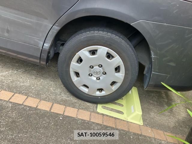 Toyota NOAH 2009-07 7328934-10