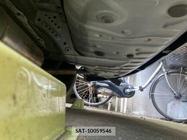 Toyota NOAH 2009-07 7328934-12