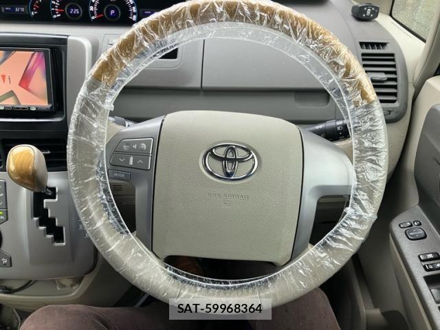Toyota NOAH 2009-12 7328933-16