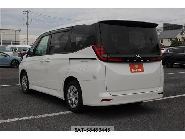 Toyota NOAH 2024-11 7359039-11