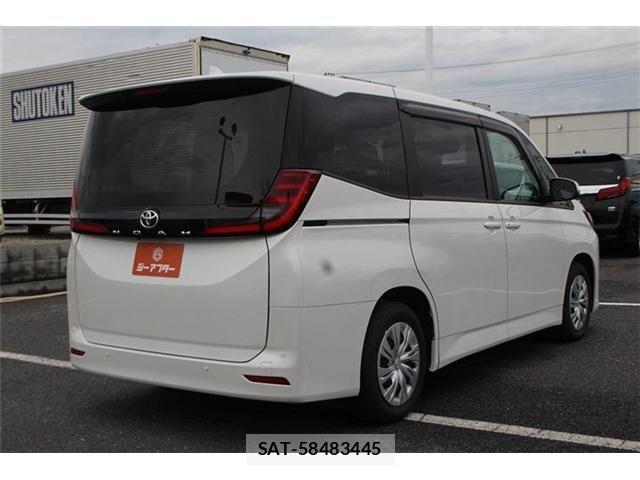 Toyota NOAH 2024-11 7359039-13