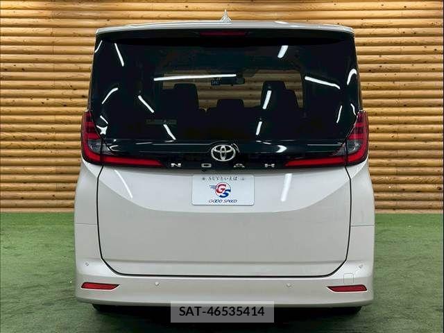 Toyota NOAH 2023-07 7359037-18