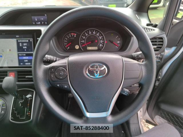 Toyota NOAH 2021-02 7359041-13