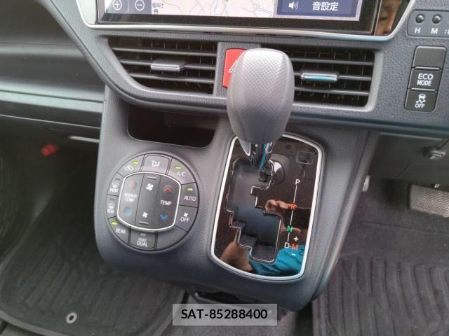 Toyota NOAH 2021-02 7359041-14