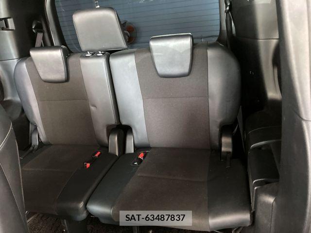 Toyota NOAH 2018-03 7359049-12