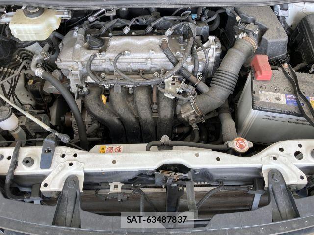 Toyota NOAH 2018-03 7359049-15
