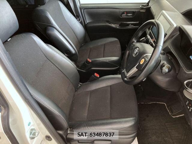 Toyota NOAH 2018-03 7359049-7
