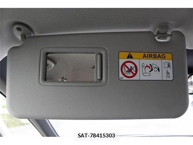 Toyota NOAH 2023-07 7359044-10