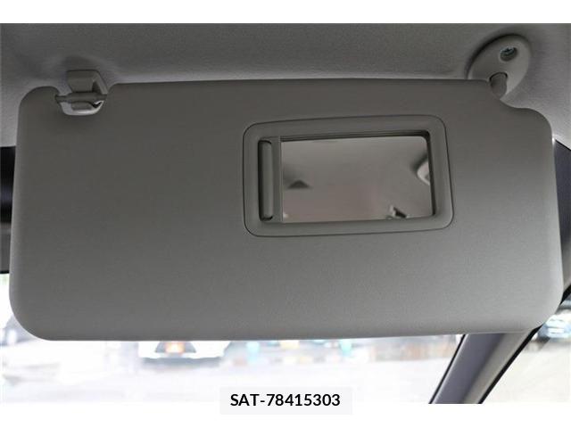 Toyota NOAH 2023-07 7359044-11