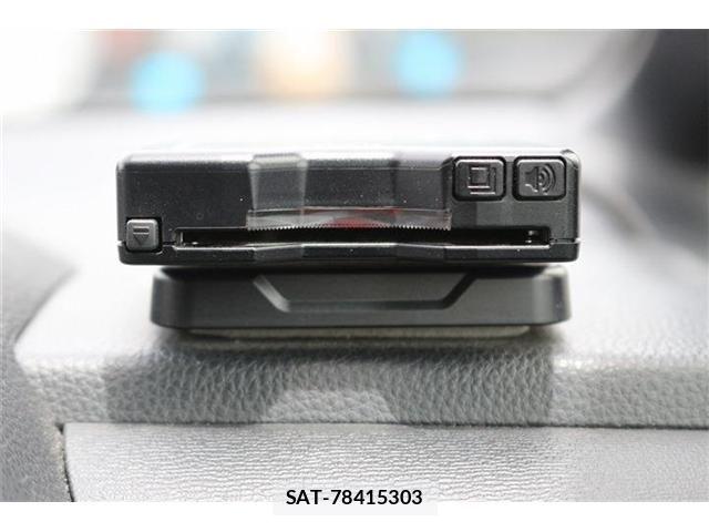 Toyota NOAH 2023-07 7359044-25