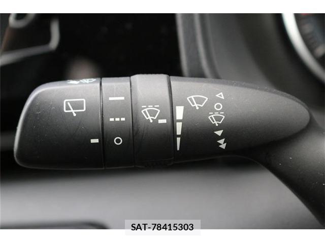 Toyota NOAH 2023-07 7359044-27