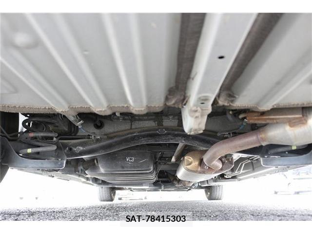 Toyota NOAH 2023-07 7359044-3
