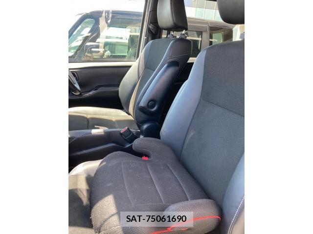 Toyota NOAH 2019-03 7359043-10