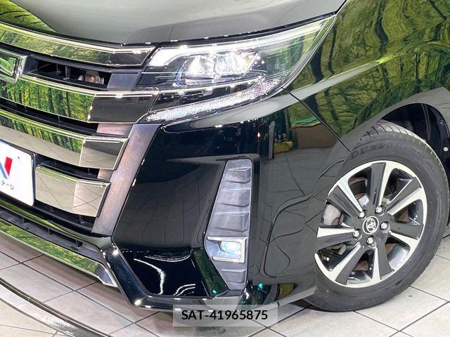 Toyota NOAH 2017-09 7359042-11