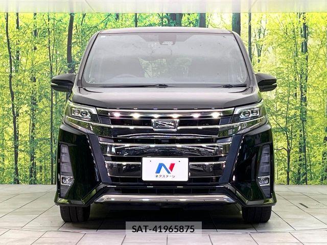 Toyota NOAH 2017-09 7359042-13