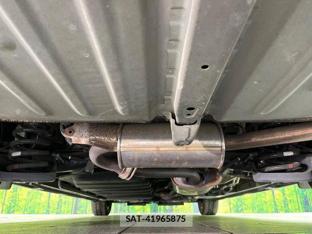 Toyota NOAH 2017-09 7359042-18