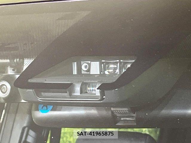 Toyota NOAH 2017-09 7359042-4