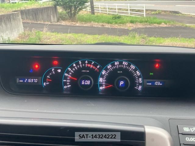 Toyota NOAH 2008-09 7359053-21