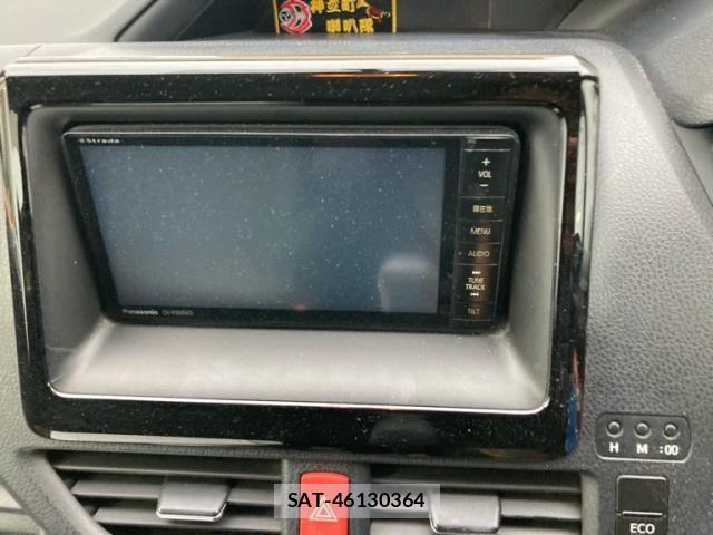 Toyota NOAH 2014-02 7359045-12