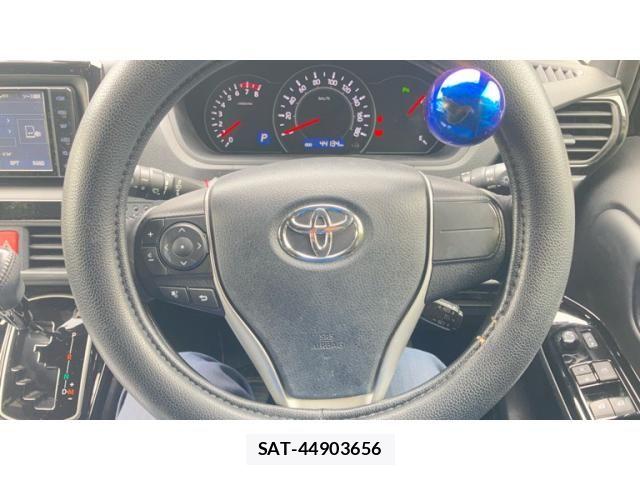 Toyota NOAH 2020-01 7359035-6