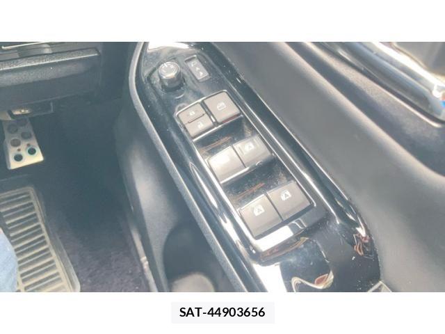 Toyota NOAH 2020-01 7359035-8