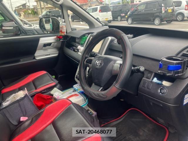 Toyota NOAH 2010-09 7359050-15